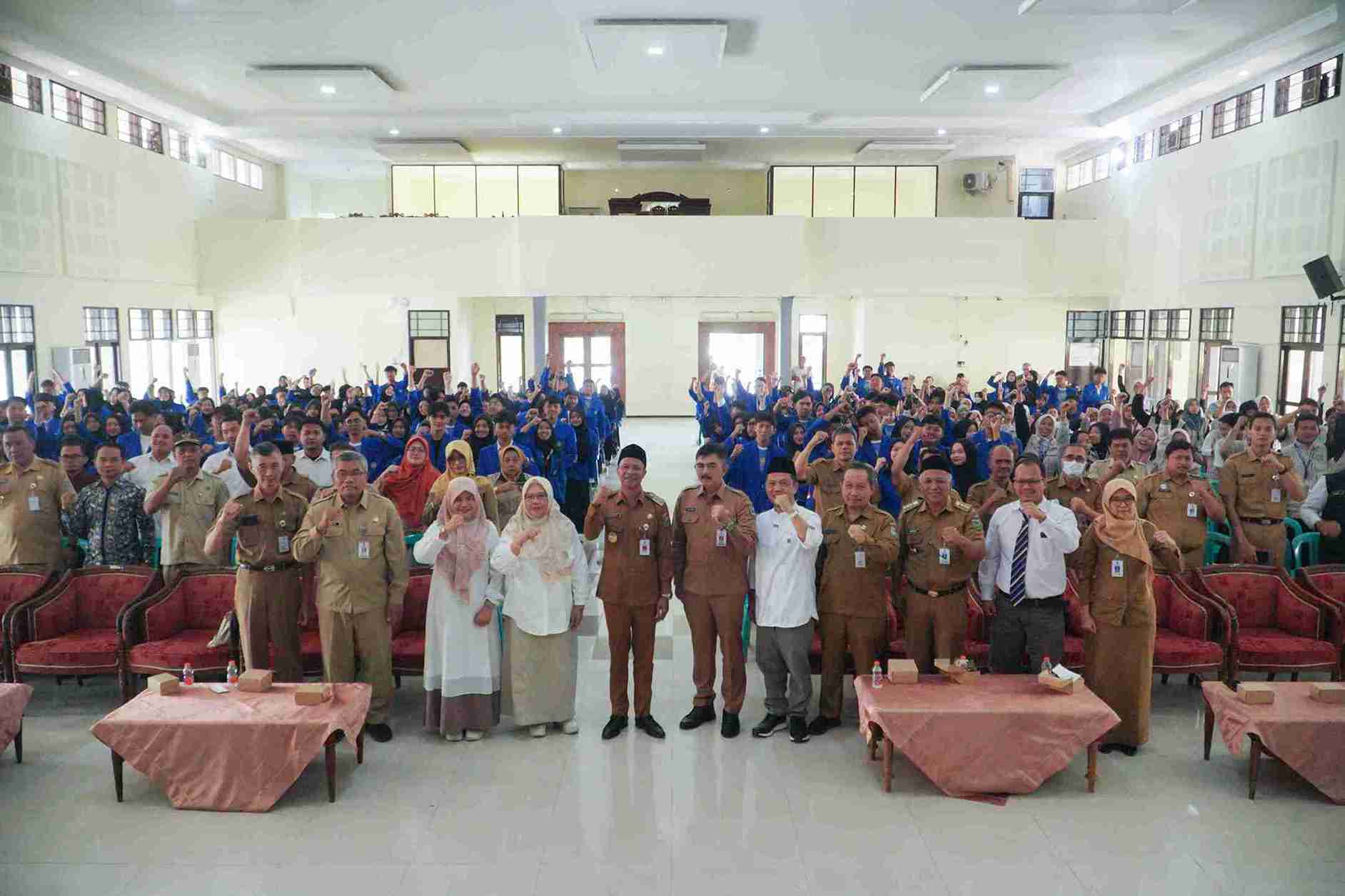 UMNU Kebumen Resmi Serahkan Mahasiswa KKN Reguler kepada Pemerintah Kabupaten Kebumen